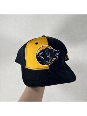 Vintage UCLA Bear Starter NCAA Yellow and Navy Snapback Hat